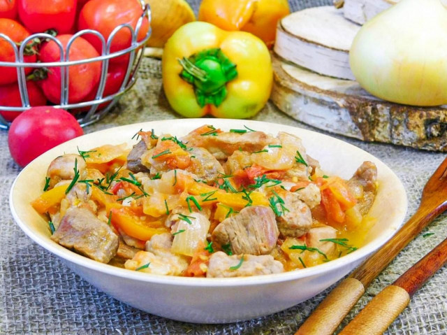М'ясо з болгарським перцем рецепт з фото покроково 