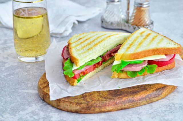 Сендвіч з шинкою і сиром рецепт з фото покроково 