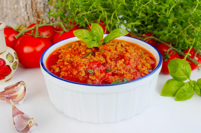 Простий соус болоньєзе з томатною пастою рецепт з фото покроково 