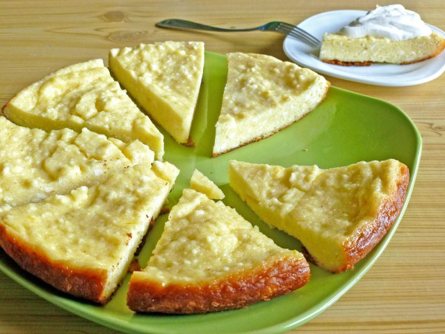 Запіканка з сиру на сковороді з лимонною цедрою рецепт з фото покроково 