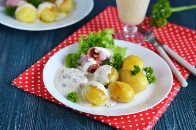 Картопля з сиром і беконом в духовці по швейцарськи рецепт з фото покроково і відео 