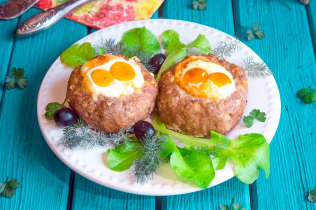 М'ясні гнізда з перепелиними яйцями в духовці рецепт з фото покроково і відео 