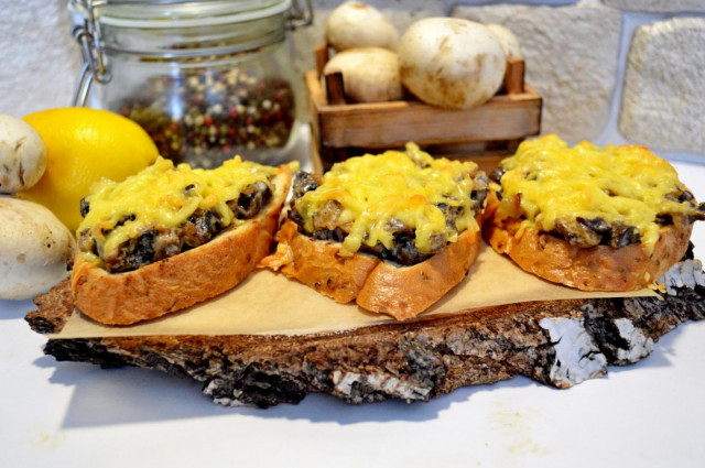 Гарячі бутерброди з грибами рецепт з фото і відео 