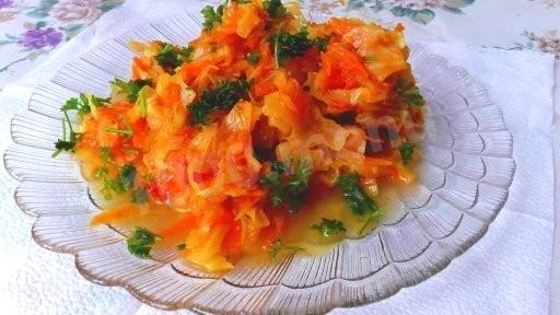 Капуста гарбуз морквина цибуля тушковані з помідорами в сковороді рецепт з фото покроково 