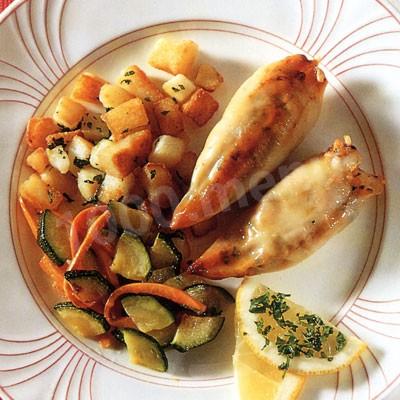 Кальмари фаршировані рибою і овочами на сковороді рецепт з фото 