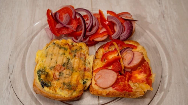 Закрита піца - омлет з сиром і напівкопченої ковбасою рецепт з фото покроково і відео 