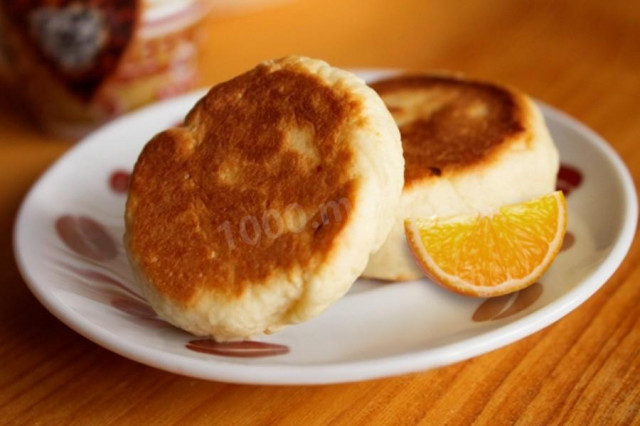 Просте печиво на сметані на сковороді з яєчними жовтками рецепт з фото 