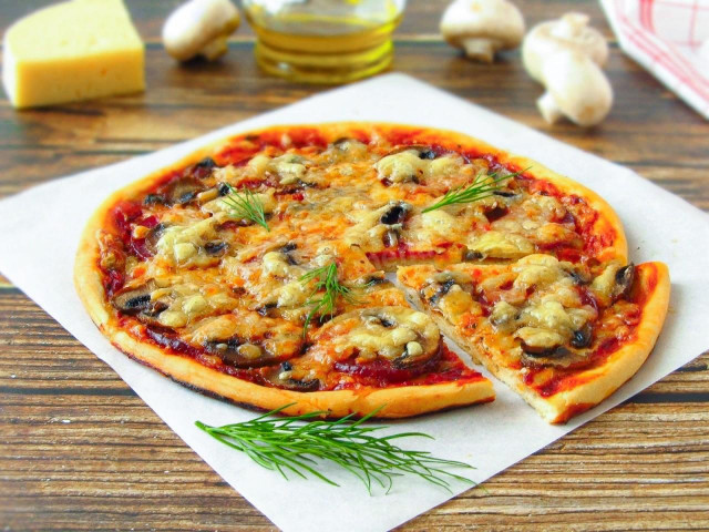 Піца з печерицями ковбасою і сиром в духовці рецепт з фото покроково і відео 