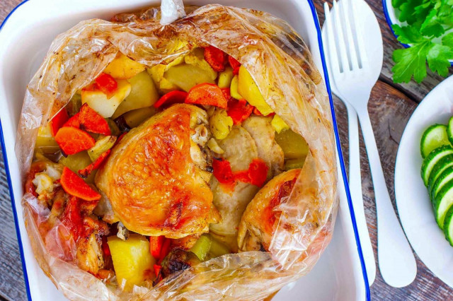 Курка з овочами в рукаві в духовці рецепт з фото покроково 