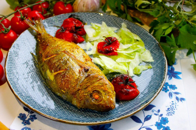 Риба Дорада запечена в духовці смачна рецепт з фото покроково 