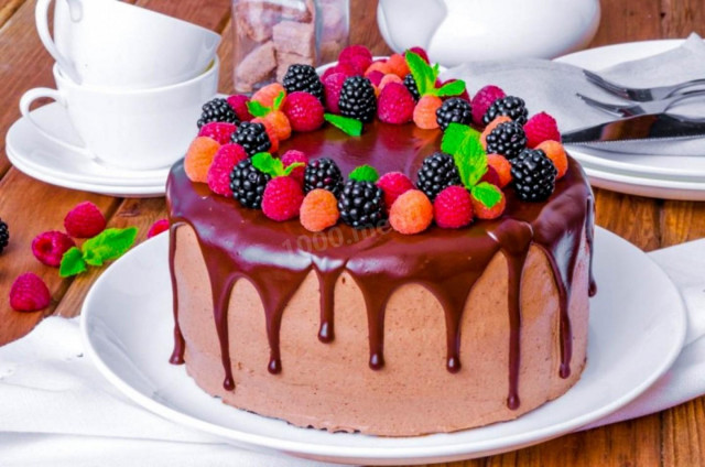 Шоколадний бісквітний торт на окропі рецепт з фото покроково 