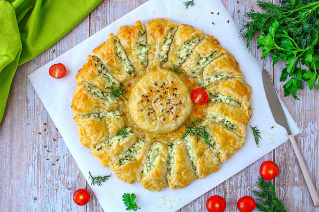 Пиріг з адигейським сиром і зеленню з листкового тіста рецепт з фото покроково 
