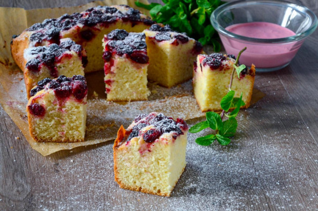 Вишневий пиріг із замороженою вишнею і 15 схожих рецептів: відео, фото, калорійність, відгуки 
