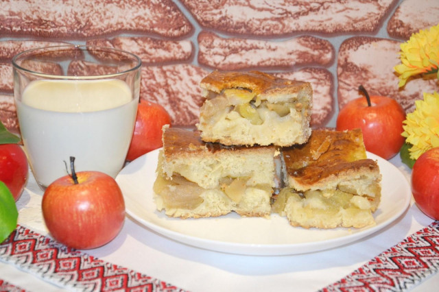 Повітряний пиріг з начинкою яблуками рецепт з фото покроково 