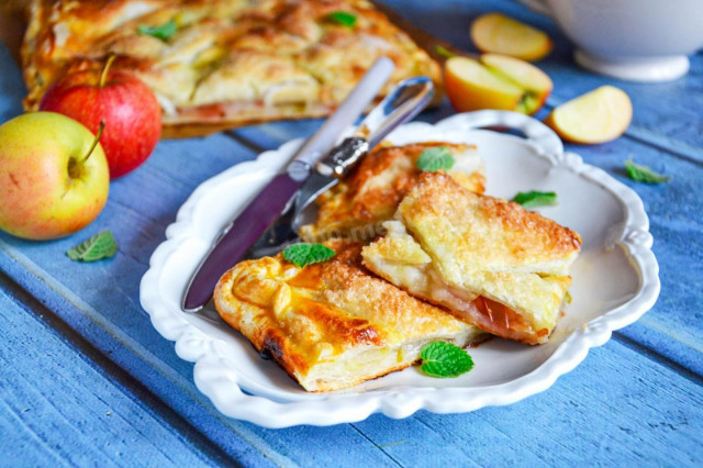 Пиріг з листкового тіста з яблуками рецепт з фото покроково і відео 