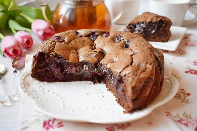 Брауні з вишнею шоколадний рецепт з фото покроково 