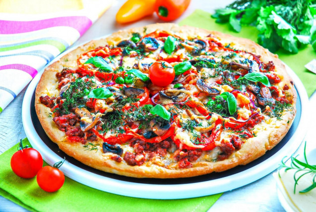Домашня м'ясна піца рецепт з фото покроково 