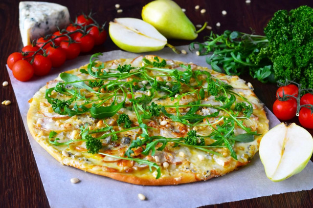 Піца з грушею і горгонзолою рецепт з фото покроково і відео 