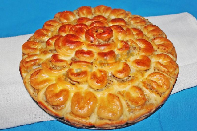 Пиріг Хризантема з фаршем і сиром рецепт з фото покроково 