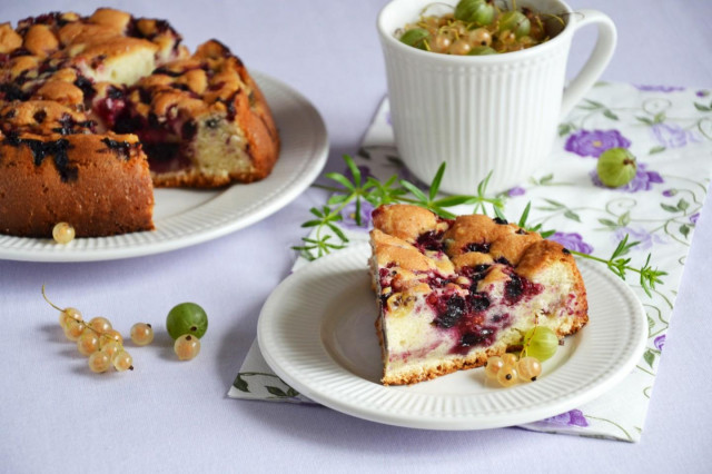 Простий пиріг з ягодами рецепт з фото покроково і відео 
