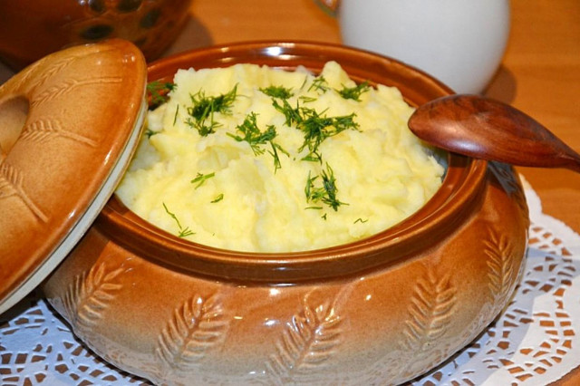 Товчена картопля з молоком рецепт з фото покроково 