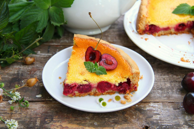 Пиріг з вишнею і сметанною заливкою рецепт з фото покроково 