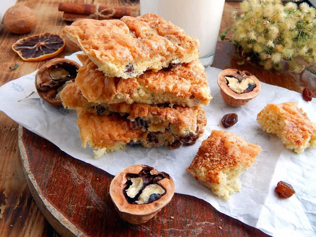 Печиво з волоськими горіхами і родзинками рецепт з фото покроково 