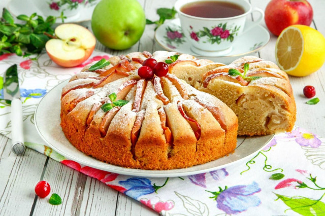 Яблучний пиріг з рисового борошна на кефірі ПП рецепт з фото покроково 