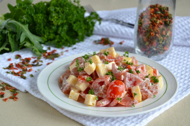 Салат з копченою куркою і помідорами рецепт з фото покроково і відео 