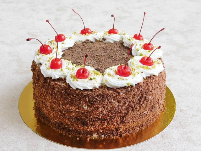 Шоколадний торт з вишнею і сметанним кремом рецепт з фото покроково 