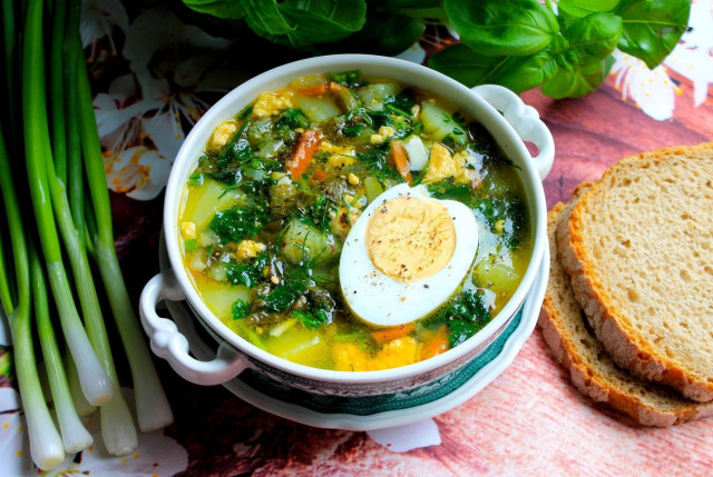 Суп з щавлю і кропиви з яйцем рецепт з фото покроково 