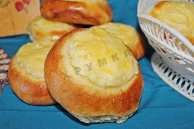 Картопляні шаньги на вершковому маслі дріжджах зі сметаною рецепт з фото покроково 