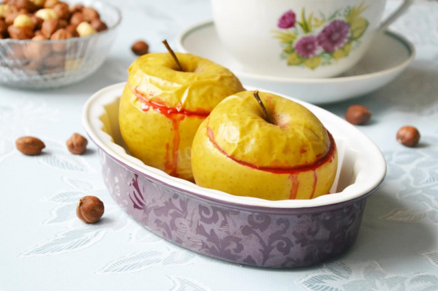 Яблука запечені з малиною і горіхами рецепт з фото 