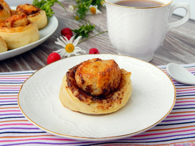 Дріжджові булочки з корицею з тіста в хлібопічці рецепт з фото покроково 