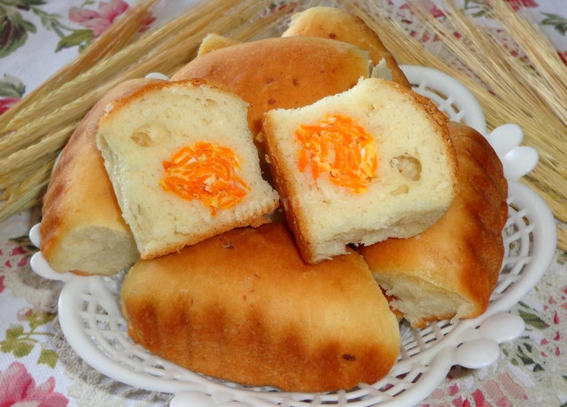 Пиріжки з морквою з дріжджового тіста на кефірі рецепт з фото покроково 