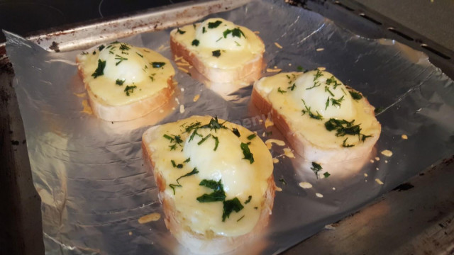 Бутерброд з яйцем і сиром Гарячий рецепт з фото покроково 
