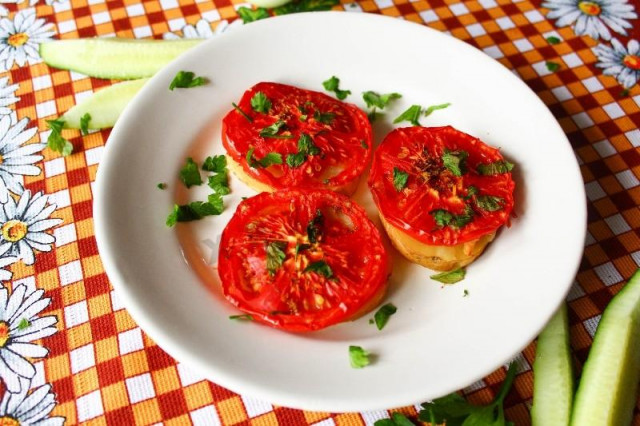 Картопля запечена з помідорами рецепт з фото покроково 