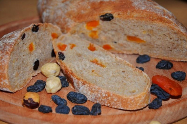 Домашній хліб з сухофруктами і фундуком рецепт з фото покроково 