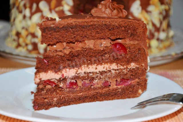 Бісквітний Торт з вишнею з вершковим і шоколадним кремом рецепт з фото покроково 
