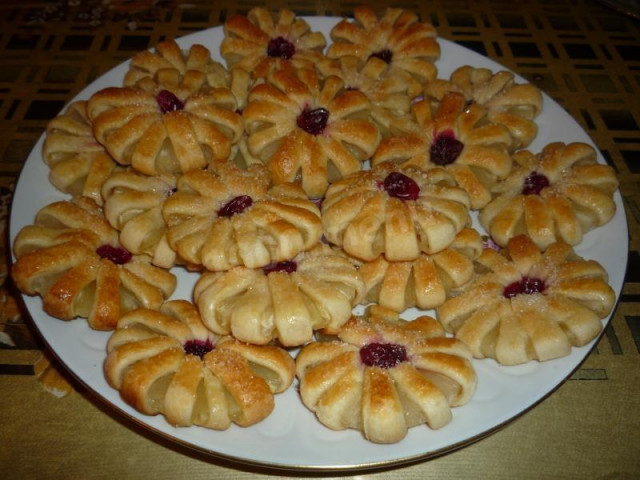 Печиво з листкового тіста Ромашки рецепт з фото покроково 