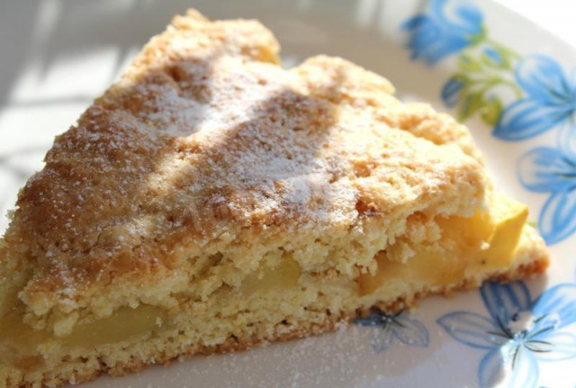 Пиріг з яблуками пісочне рецепт з фото покроково 