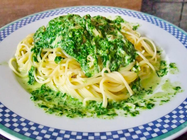 Італійська паста зі шпинатом 