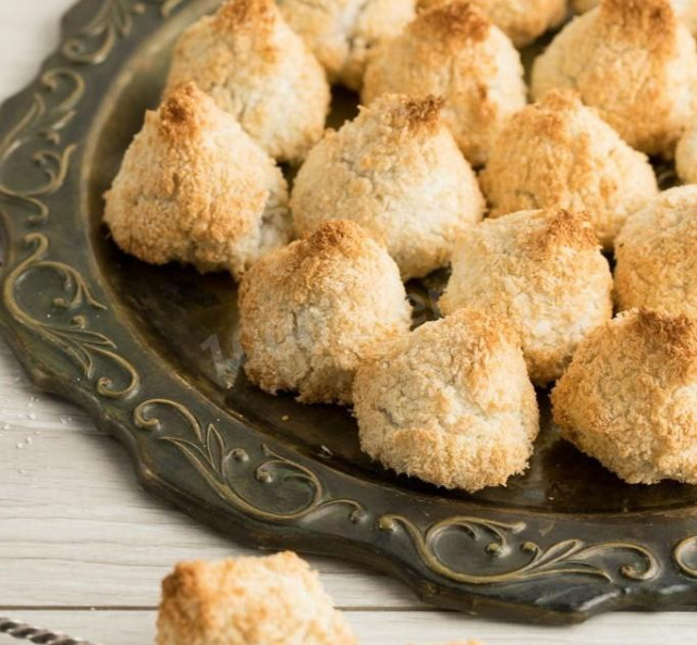 Кокосове печиво без грама борошна рецепт з фото 