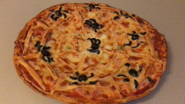 Піца з листкового тіста на Хелловін рецепт з фото і відео 
