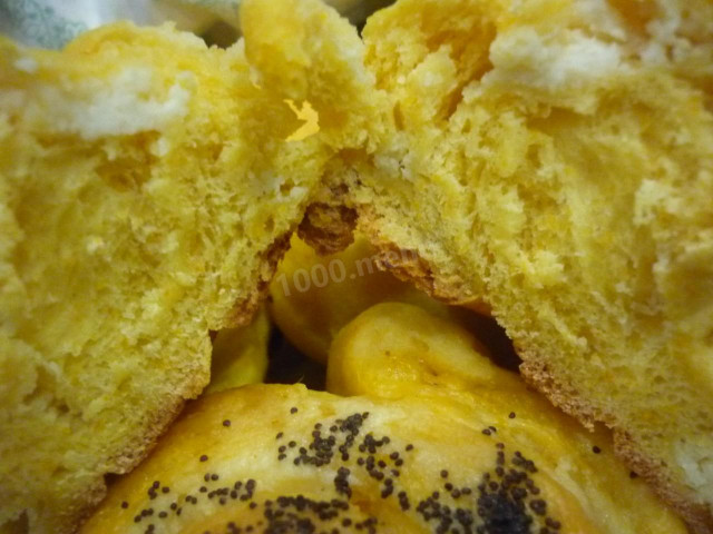 Гарбузові булочки з сирною начинкою рецепт з фото покроково 