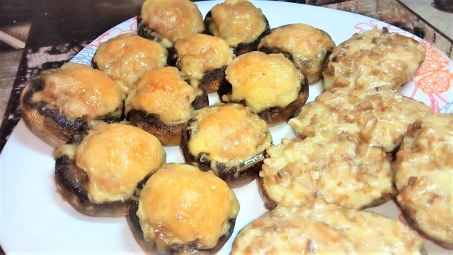 Фаршировані гриби і картопля з сиром і фаршем рецепт з фото і відео 