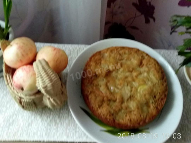 Яблучний пиріг з медом рецепт з фото покроково 