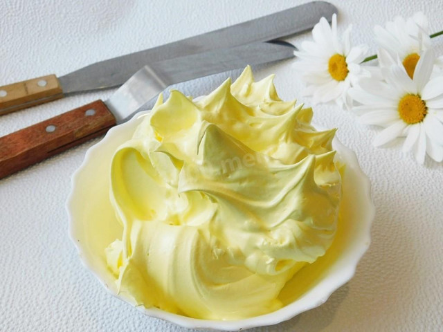 Білково масляний крем для торта і випічки рецепт з фото покроково 