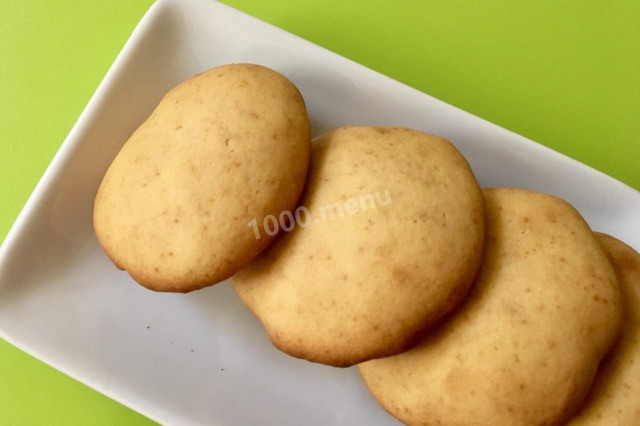 Простеньке печиво на маслі і яєчних жовтках рецепт з фото покроково 