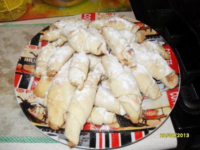 Печиво ріжки від свекрухи на сметані рецепт з фото покроково 